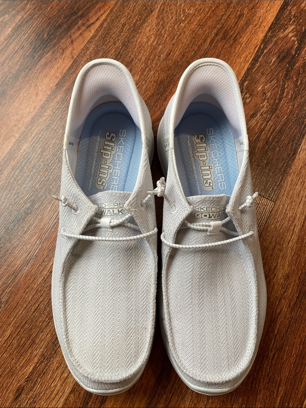 Skechers Hands Free Slip-ins GO WALK Joy Fantasia Women's white/silver Sz 9.5